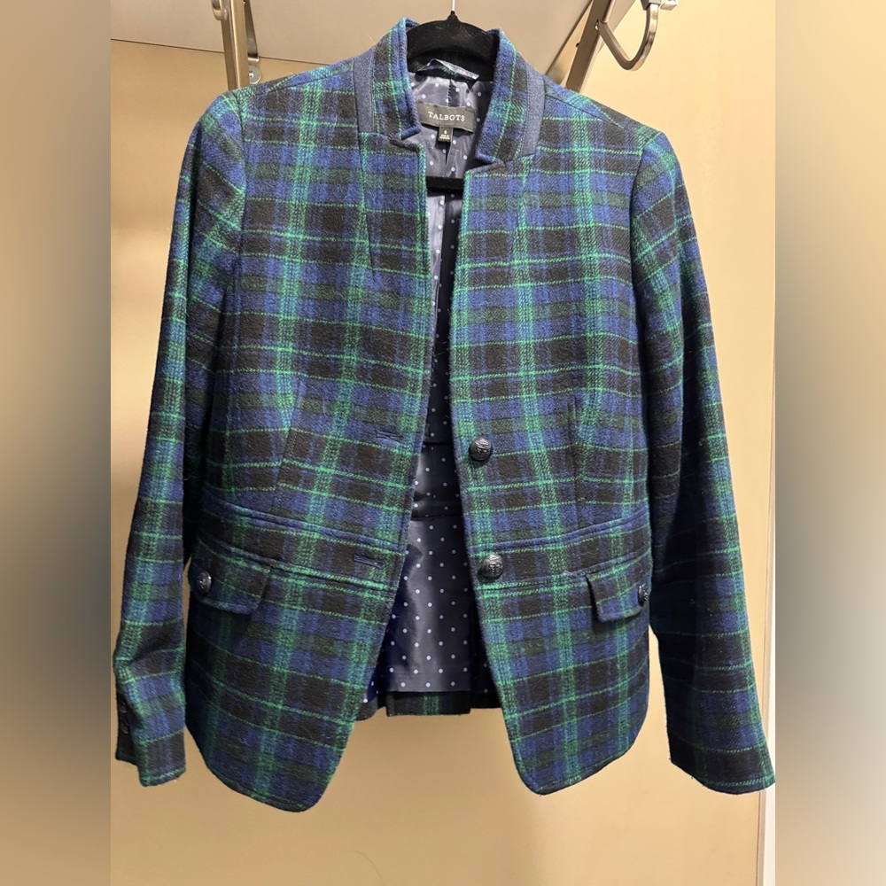 Talbots size 6 WatchPlaid 100% Shetland wool blazer.